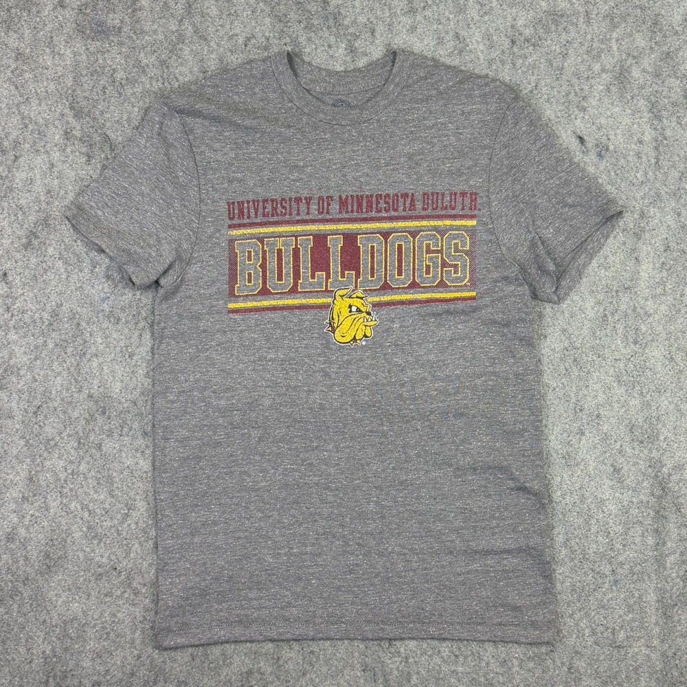 Threads University of Minnesota Duluth Bulldogs T-Shirt Mens Small Grey UMD Tee